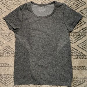 Gap large work out tee